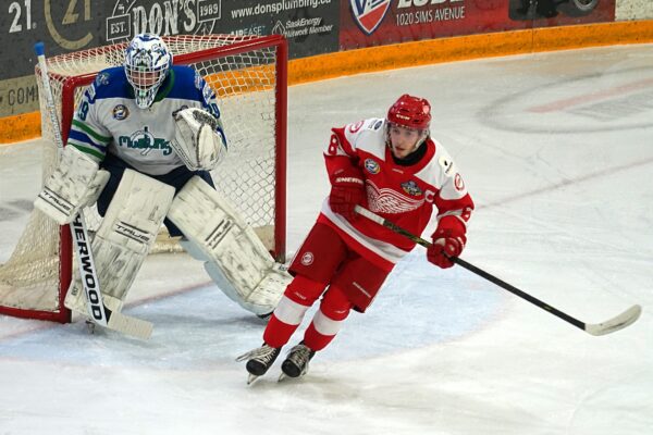Mustangs Take Game 3 in a Tight Matchup